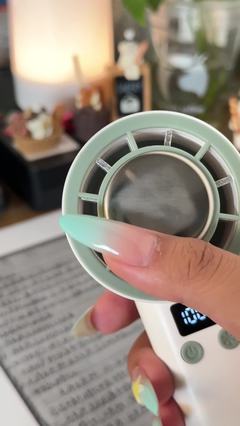 一機(jī)兩用神器 賣爆的掛耳耳機(jī)，聽(tīng)歌休閑皆可充電，USB風(fēng)扇吹走酷暑